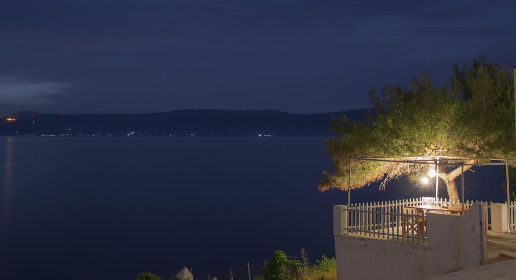 Seasidehouse Villa Hydra  Eksteriør billede